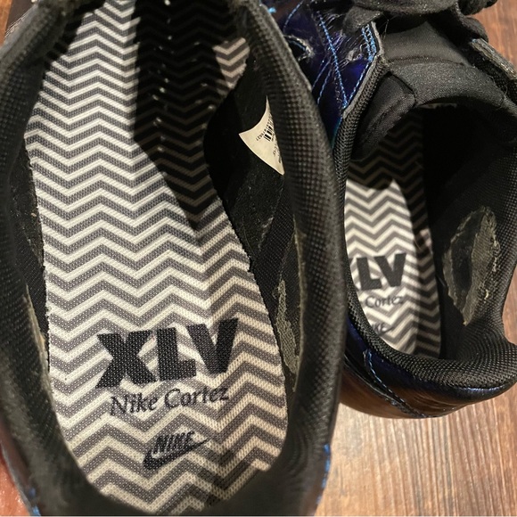 NIKE Classic Cortez Iridescent Soar - Picture 8 of 8